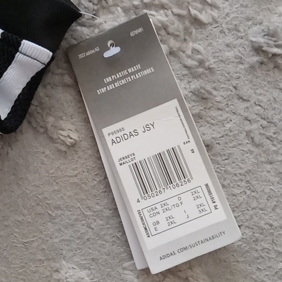 Real Madrid warm up jersey set - Picture 7 of 7